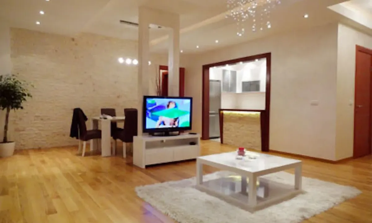 Prodaja, četvorosoban stan, 107m², Vračar Sve Podlokacije, Beograd