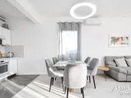 Sale, two bedroom apartment, 69m², Tivat, Crna Gora - image 12