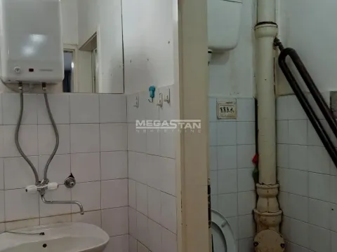 Sale, office space, 27m², Voždovac Sve Podlokacije, Beograd - image 3