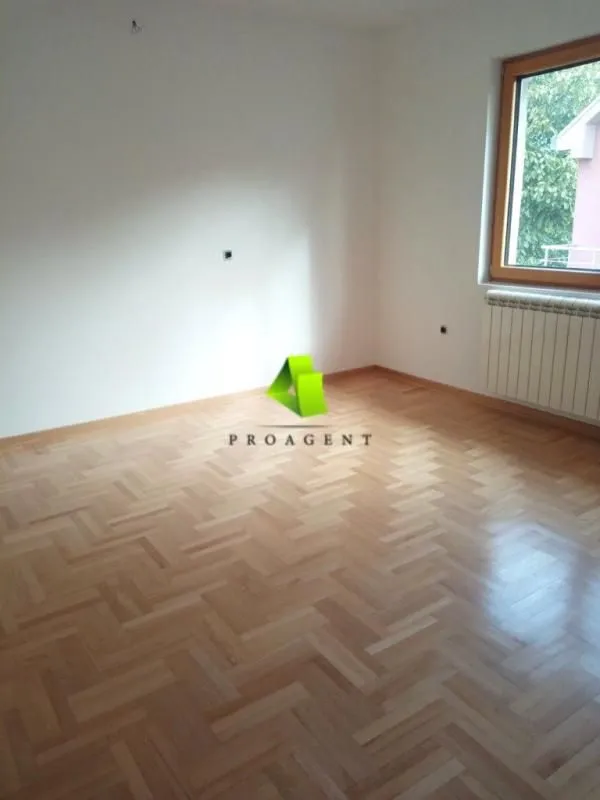 Rent, office space, 600m², Bubanj, Niš