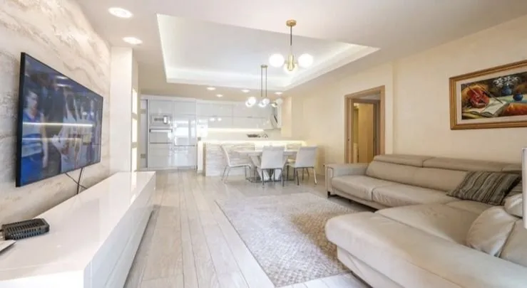 Sale, three bedroom apartment, 80m², Rozino, Budva