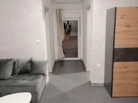 Izdavanje, dvosoban stan, 70m², Donja Gorica, Podgorica - image 6