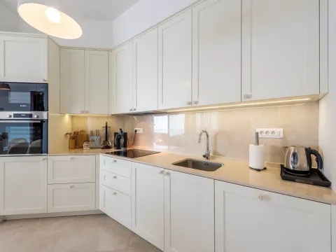 Sale, three bedroom apartment, 182m², Skočiđevojka, Budva - image 15