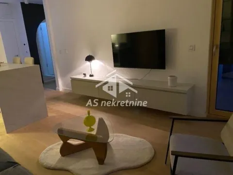 Rent, two bedroom apartment, 47m², Vračar Hram, Vračar Sve Podlokacije - image 2