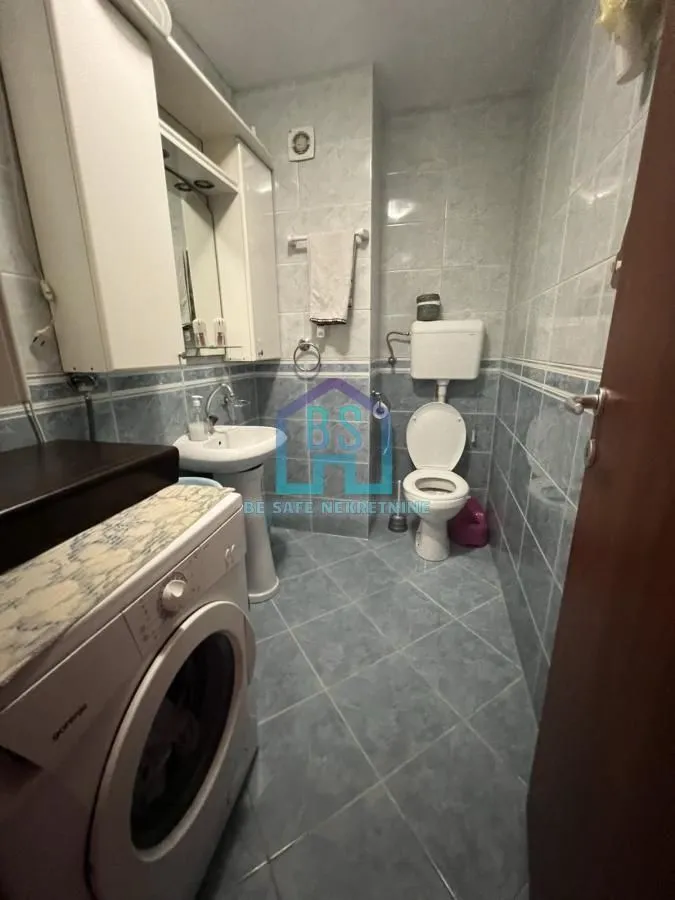 Prodaja, trosoban stan, 72m², Podbara, Novi Sad Sve Podlokacije