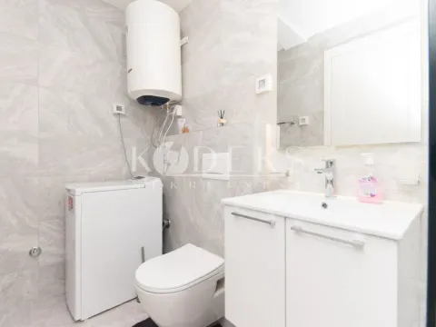 Rent, two bedroom apartment, 65m², Stari Aerodrom, Podgorica - image 10