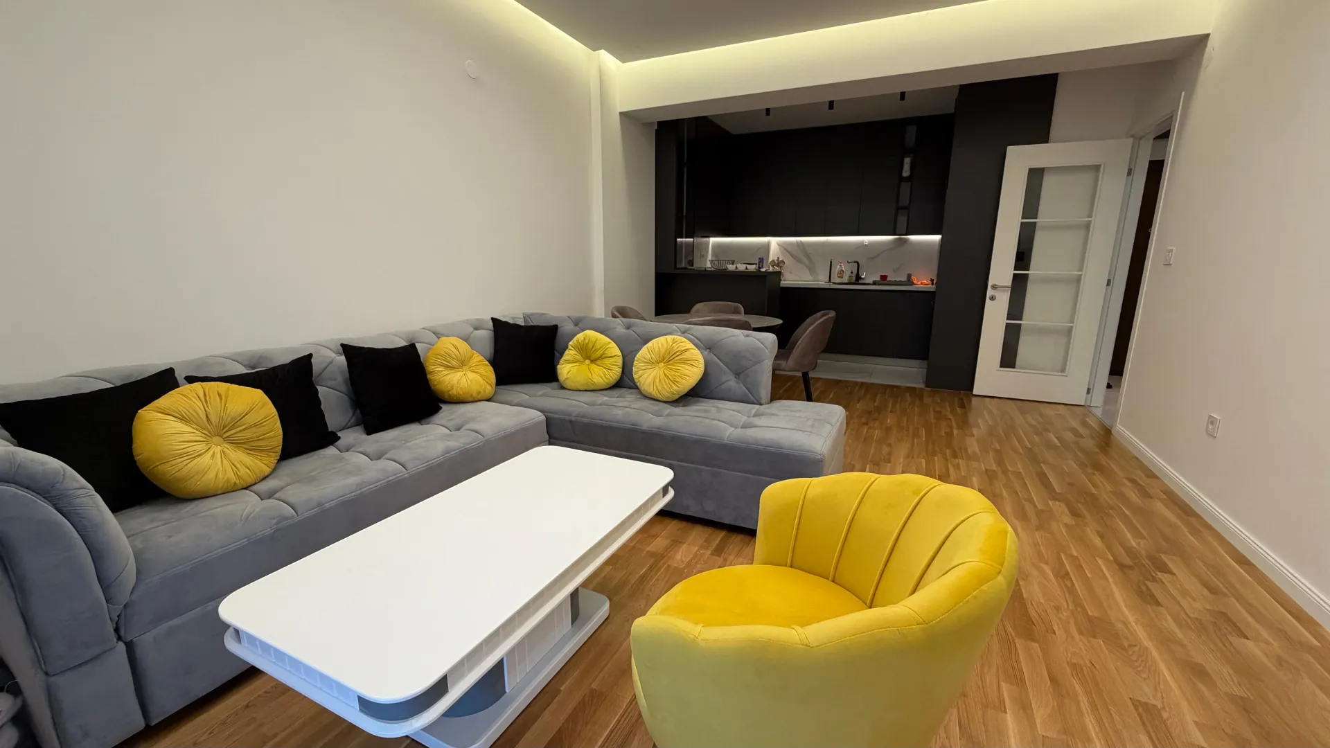 Prodaja, jednosoban stan, 60m², Stara Varoš, Podgorica