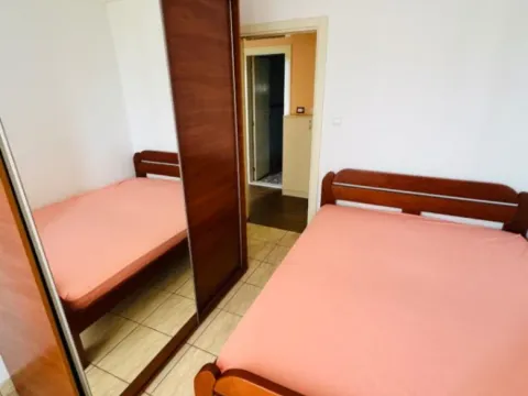 Izdavanje, kuća, 35m², Gornja Gorica, Podgorica - image 11