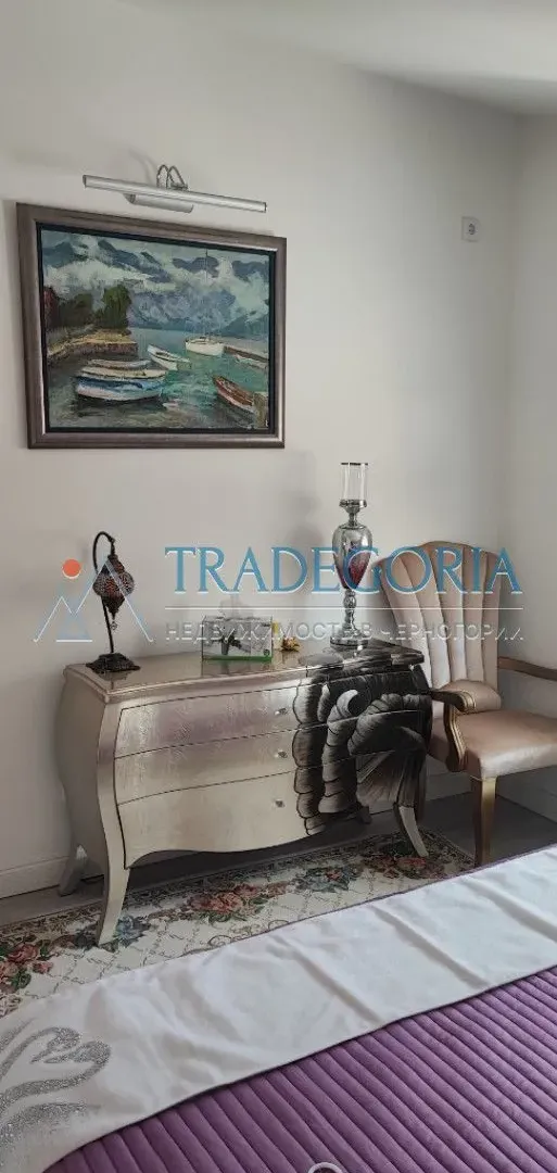 Prodaja, trosoban stan, 110m², Tivat, Crna Gora
