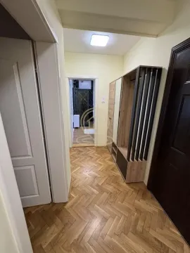 Izdavanje, trosoban stan, 76m², Centar, Novi Sad - image 18