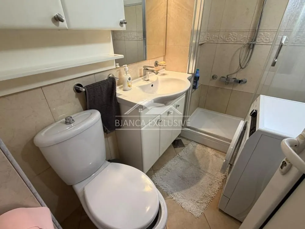 Sale, four bedroom apartment, 79m², Čukarica, Beograd
