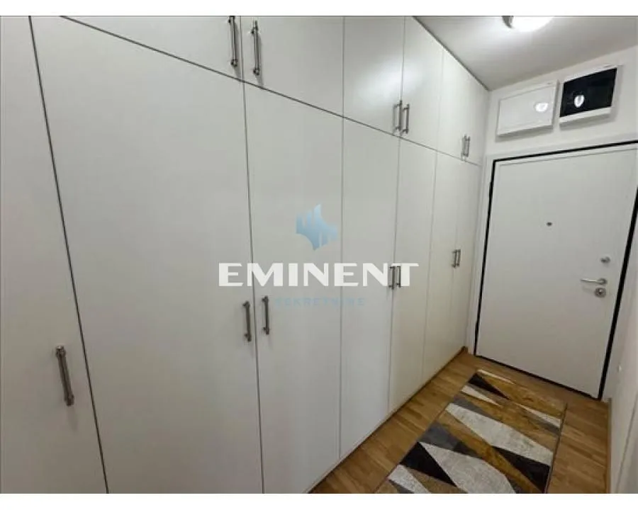 Rent, three bedroom apartment, 57m², Južni Bulevar, Vračar Sve Podlokacije