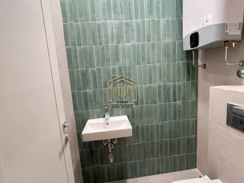 Izdavanje, dvosoban stan, 108m², Central Point, Podgorica - image 10