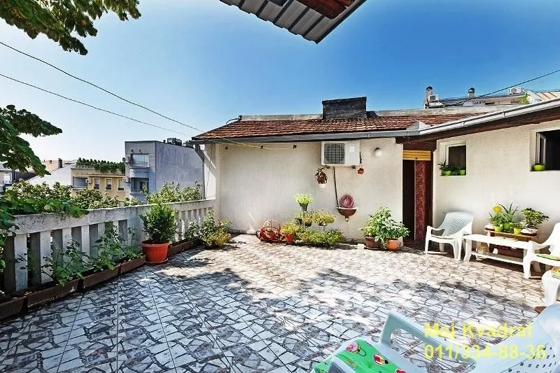 Prodaja, stan, 136m², Vračar Hram, Vračar Sve Podlokacije