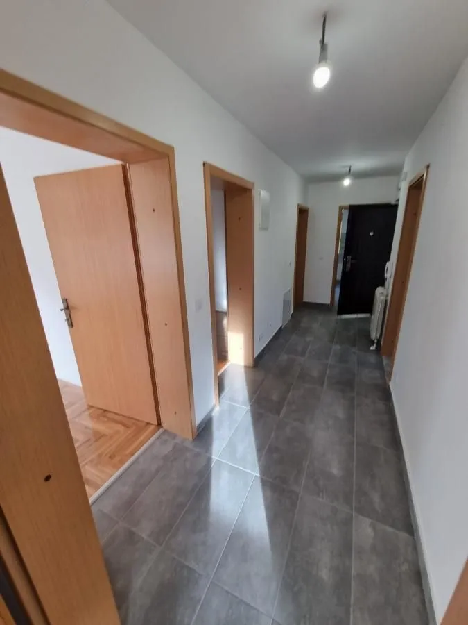 Prodaja, trosoban stan, 129m², Sremska Kamenica, Petrovaradin