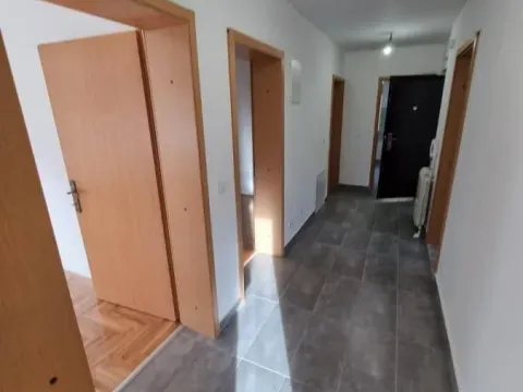 Prodaja, trosoban stan, 129m², Sremska Kamenica, Petrovaradin - image 6