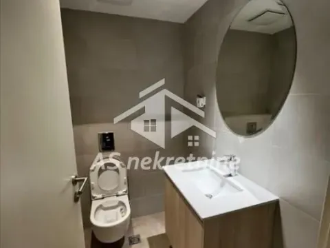 Izdavanje, četvorosoban stan, 117m², Savski Venac, Beograd - image 13