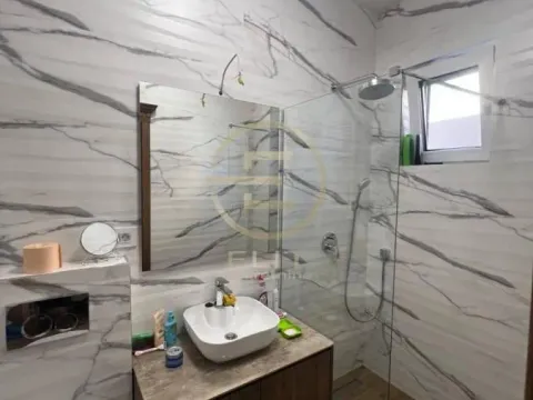 Prodaja, kuća, 226m², Sremska Kamenica, Petrovaradin - image 20