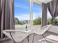 Izdavanje, kuća, 110m², Tivat, Crna Gora - image 41