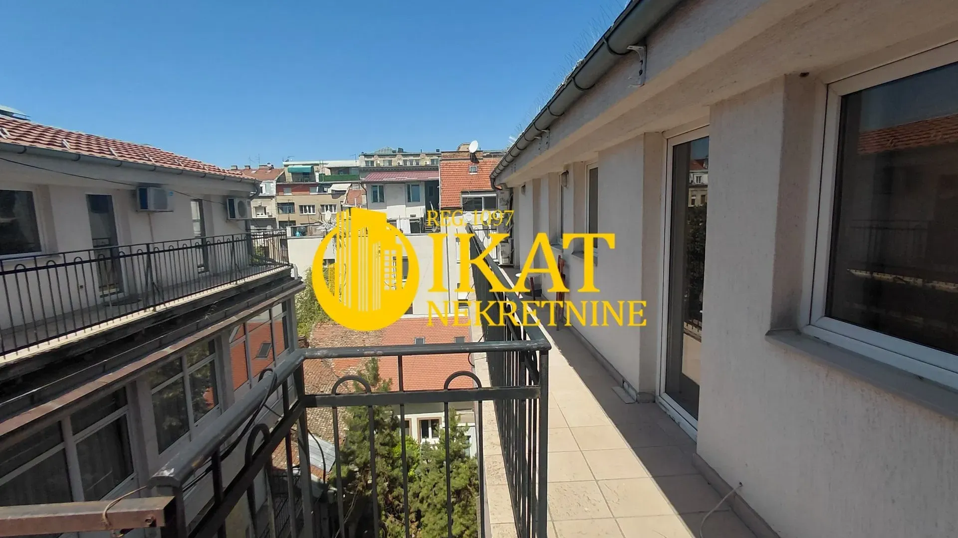 Prodaja, četvorosoban stan, 127m², Stari Grad, Beograd