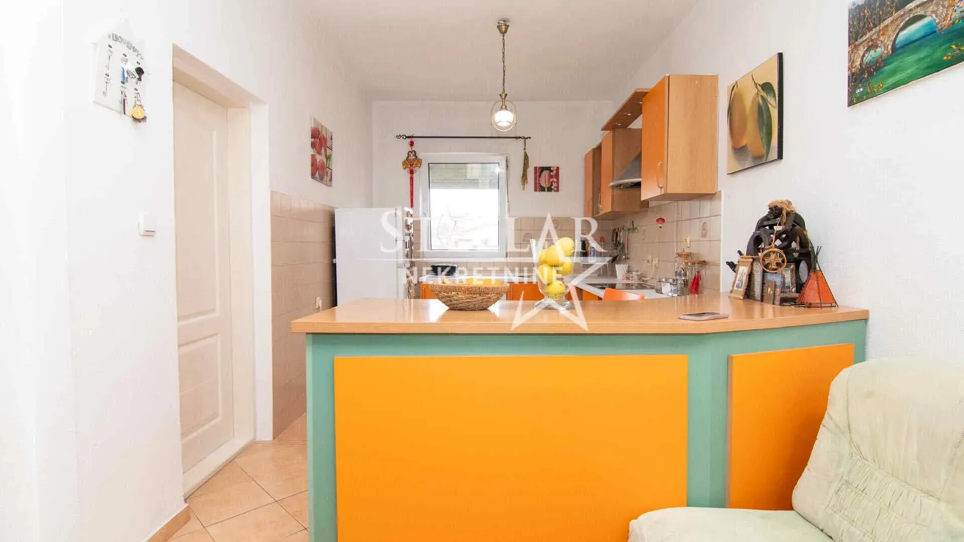 Rent, house, 300m², Donji Kokoti, Podgorica