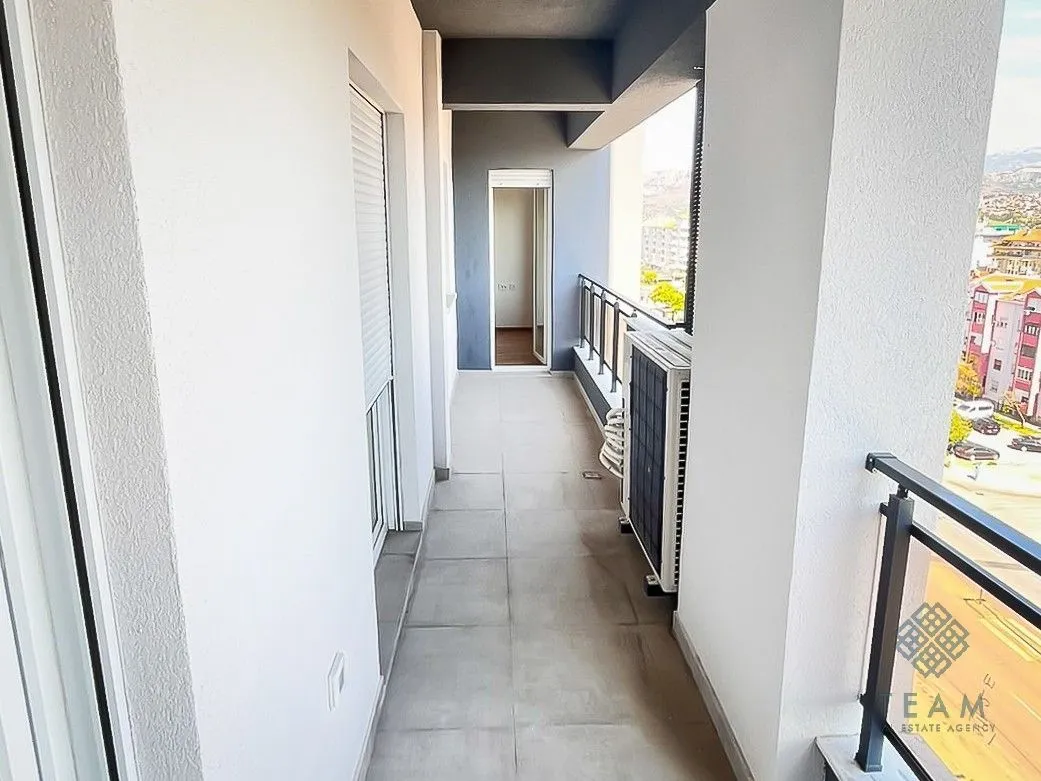 Prodaja, trosoban stan, 106m², Stari Aerodrom, Podgorica