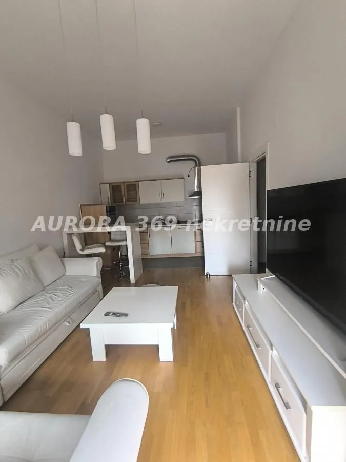 Prodaja, trosoban stan, 71m², Stari Majur, Petrovaradin