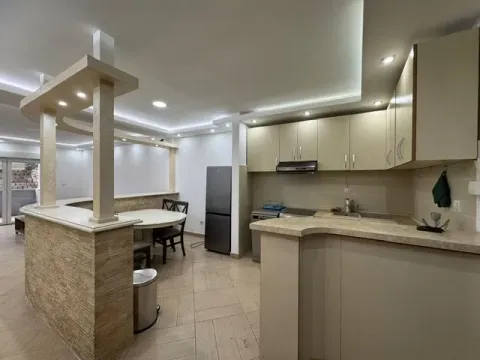 Izdavanje, dvosoban stan, 75m², Budva, Crna Gora - image 4