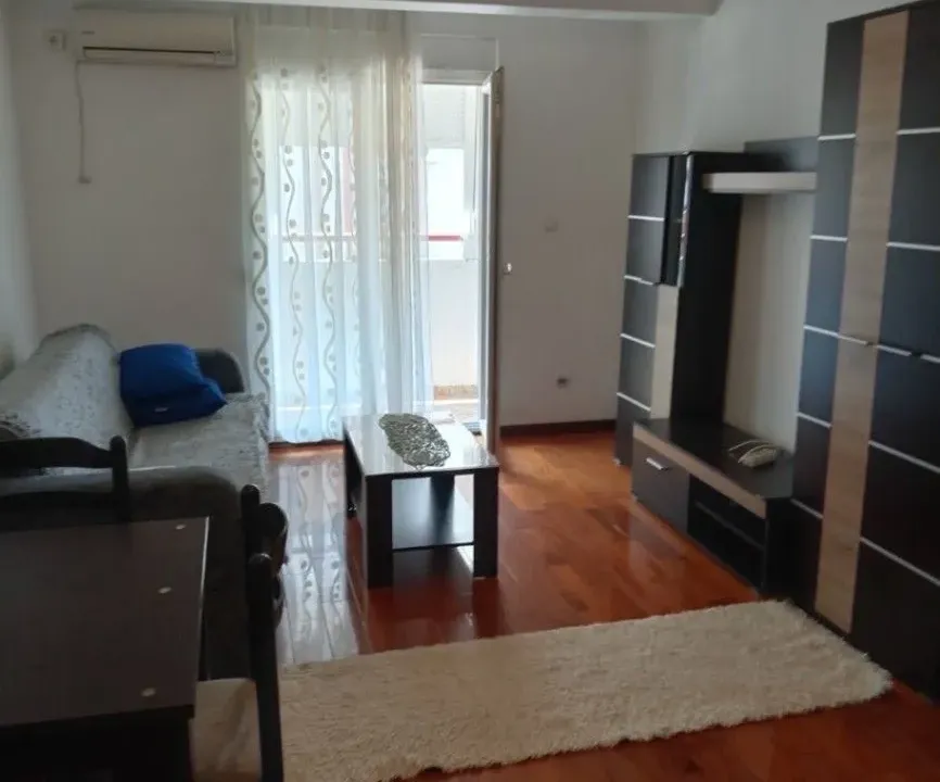 Izdavanje, jednosoban stan, 40m², Zabjelo, Podgorica