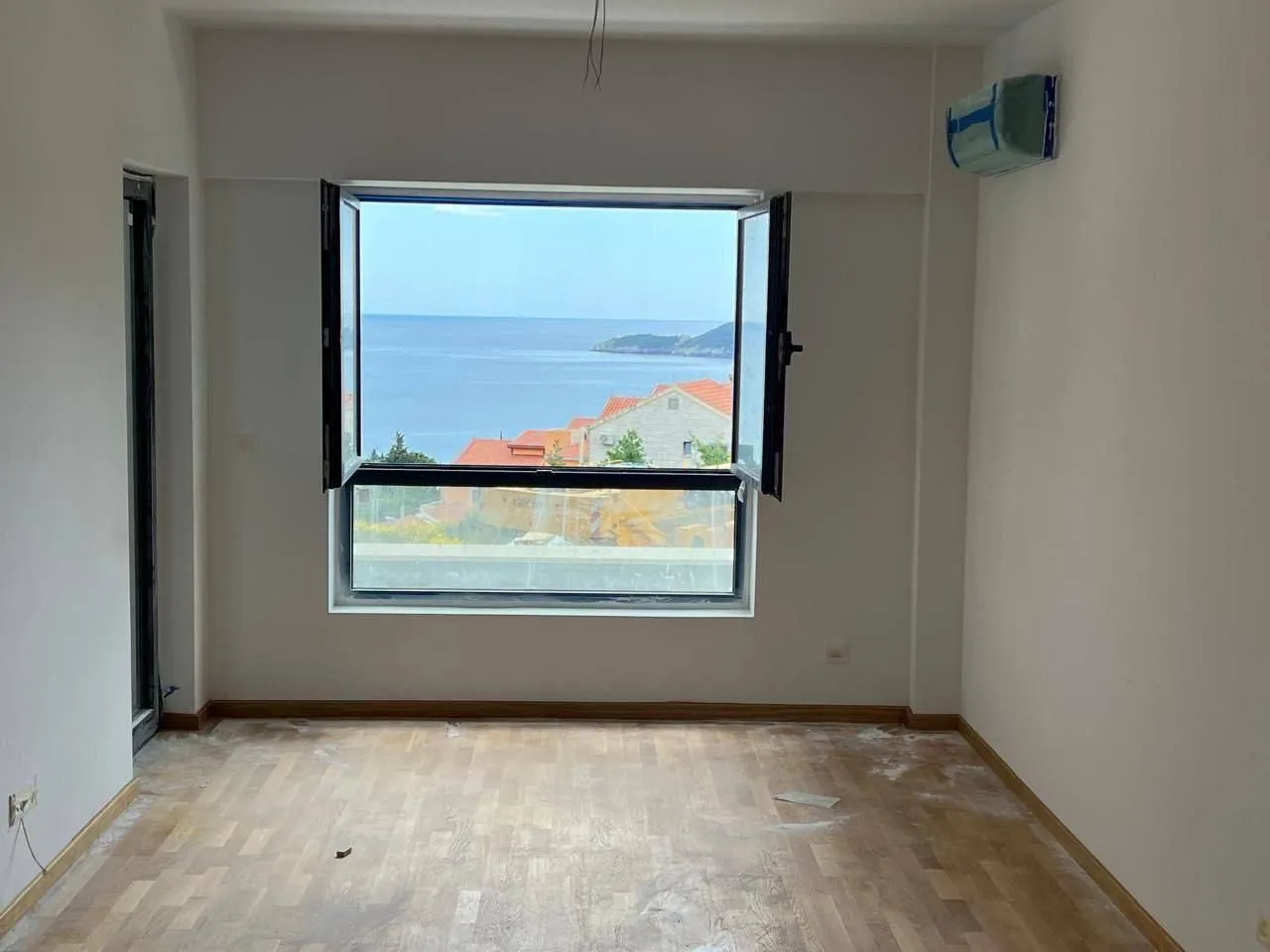 Sale, one bedroom apartment, 45m², Bečići, Budva