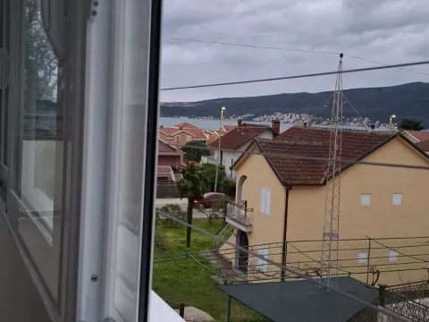 Rent, one bedroom apartment, 48m², Bijela, Herceg Novi - image 9