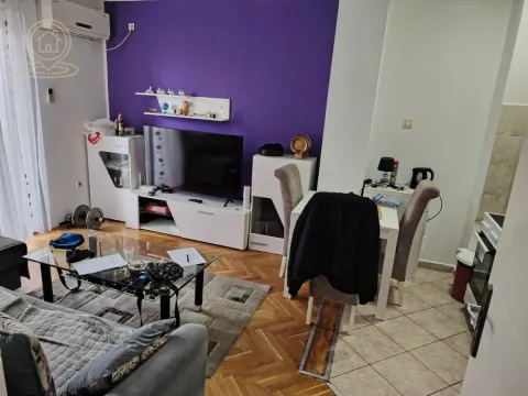 Prodaja, jednosoban stan, 36m², Adamovićevo Naselje, Novi Sad Sve Podlokacije - image 2