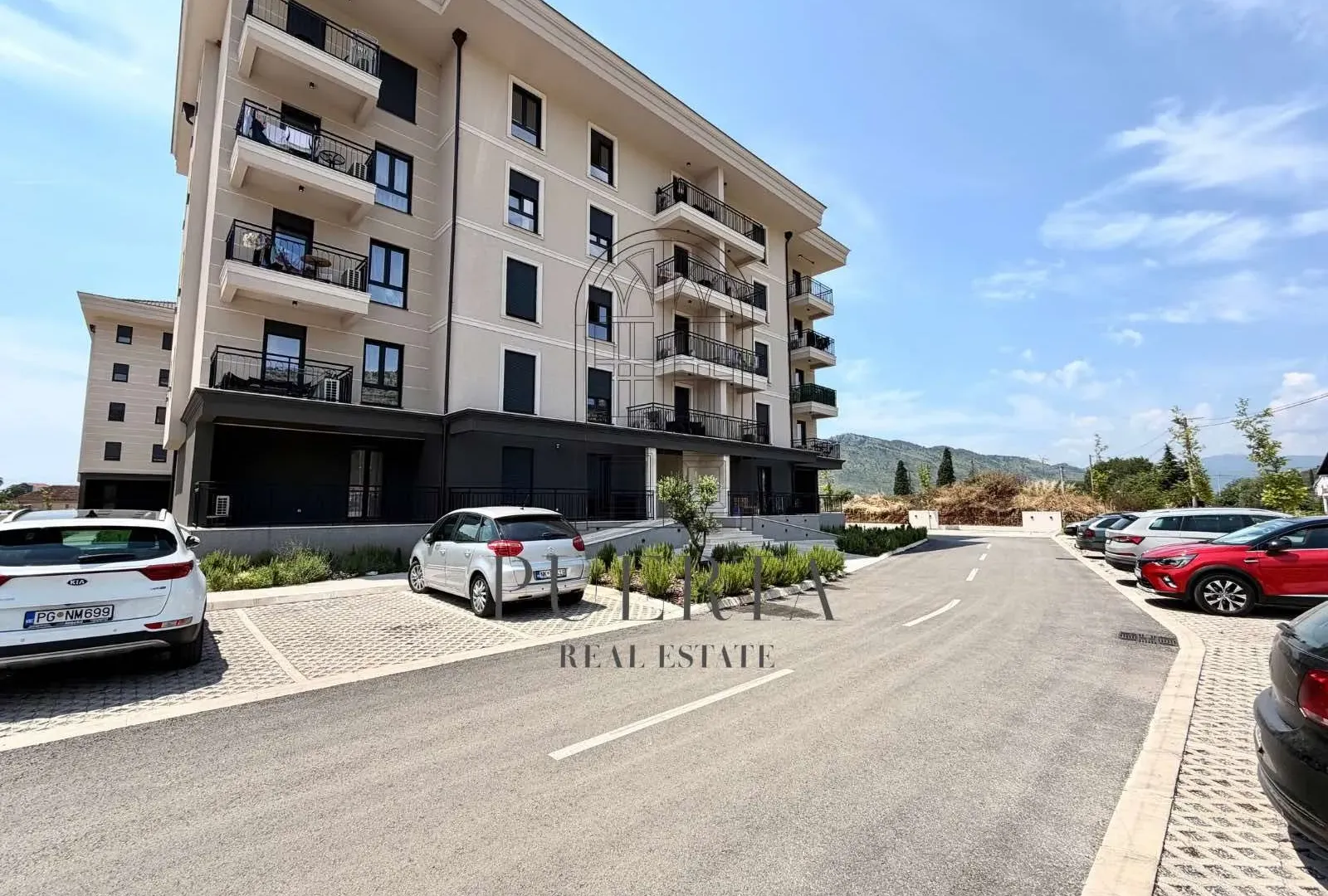 Prodaja, jednosoban stan, 45m², Tološi, Podgorica