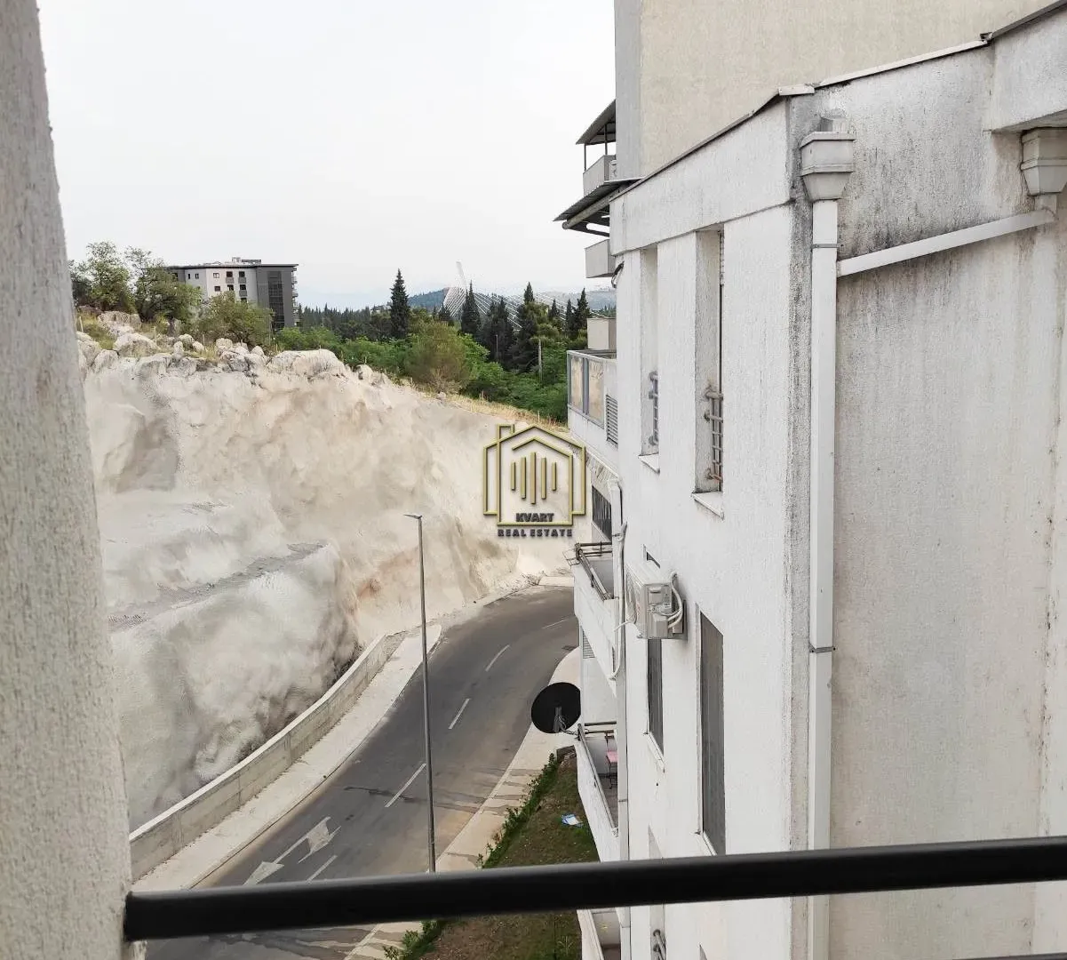 Izdavanje, stan, 25m², Vezirov Most, Podgorica