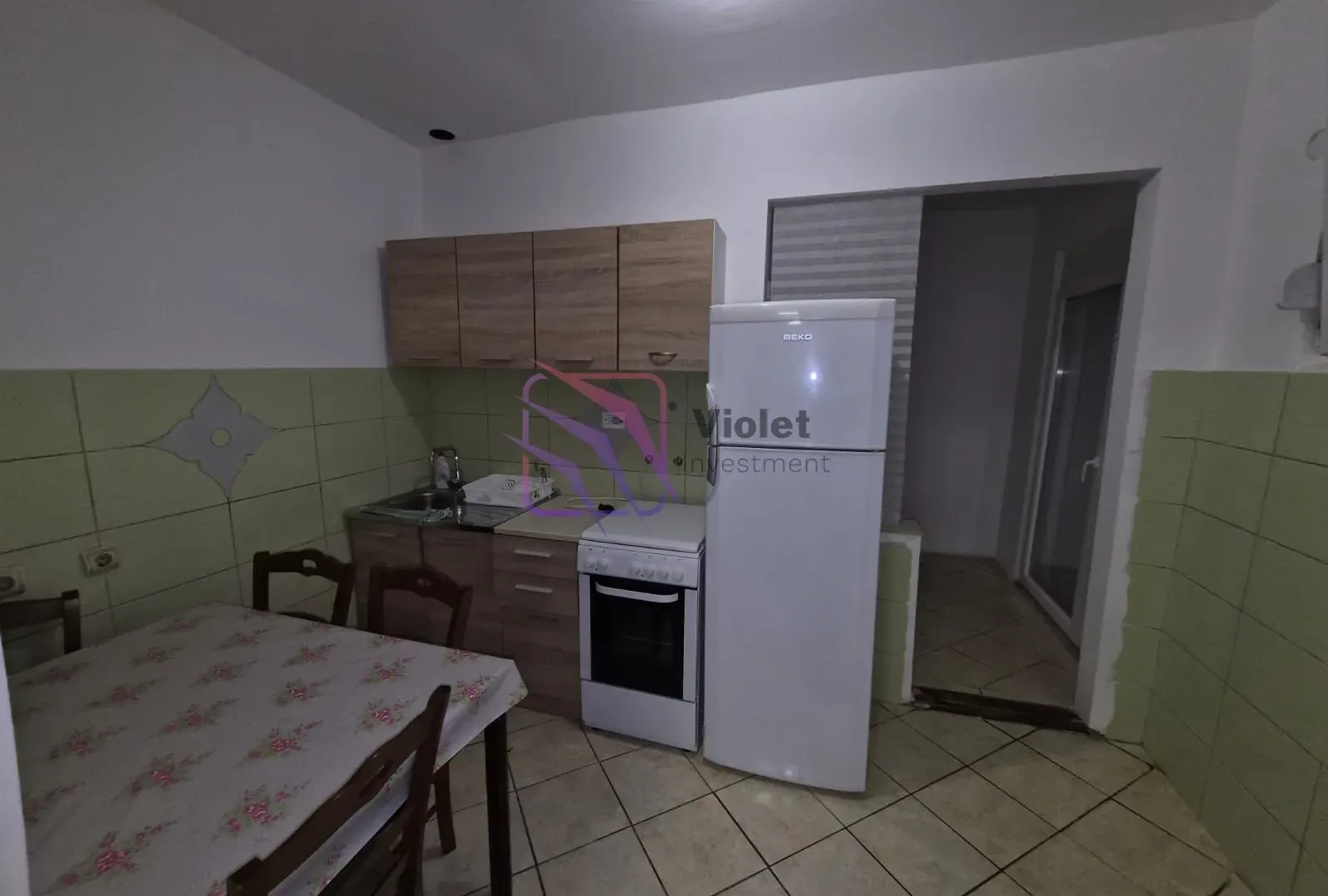 Izdavanje, dvosoban stan, 60m², Tološi, Podgorica