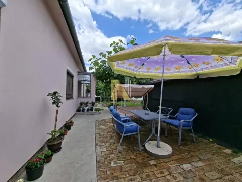 Prodaja, kuća, 192m², Novi Bečej, Zrenjanin - image 21