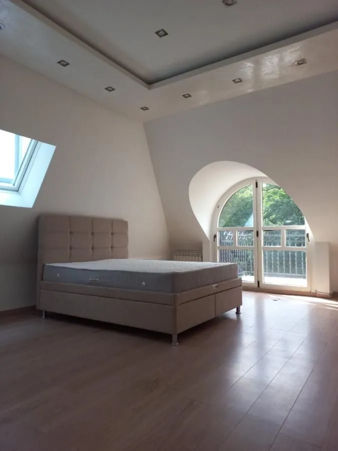 Rent, four bedroom apartment, 163m², Palilula Sve Podlokacije, Beograd