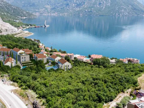Sale, land lot, 31287m², Morinj, Kotor