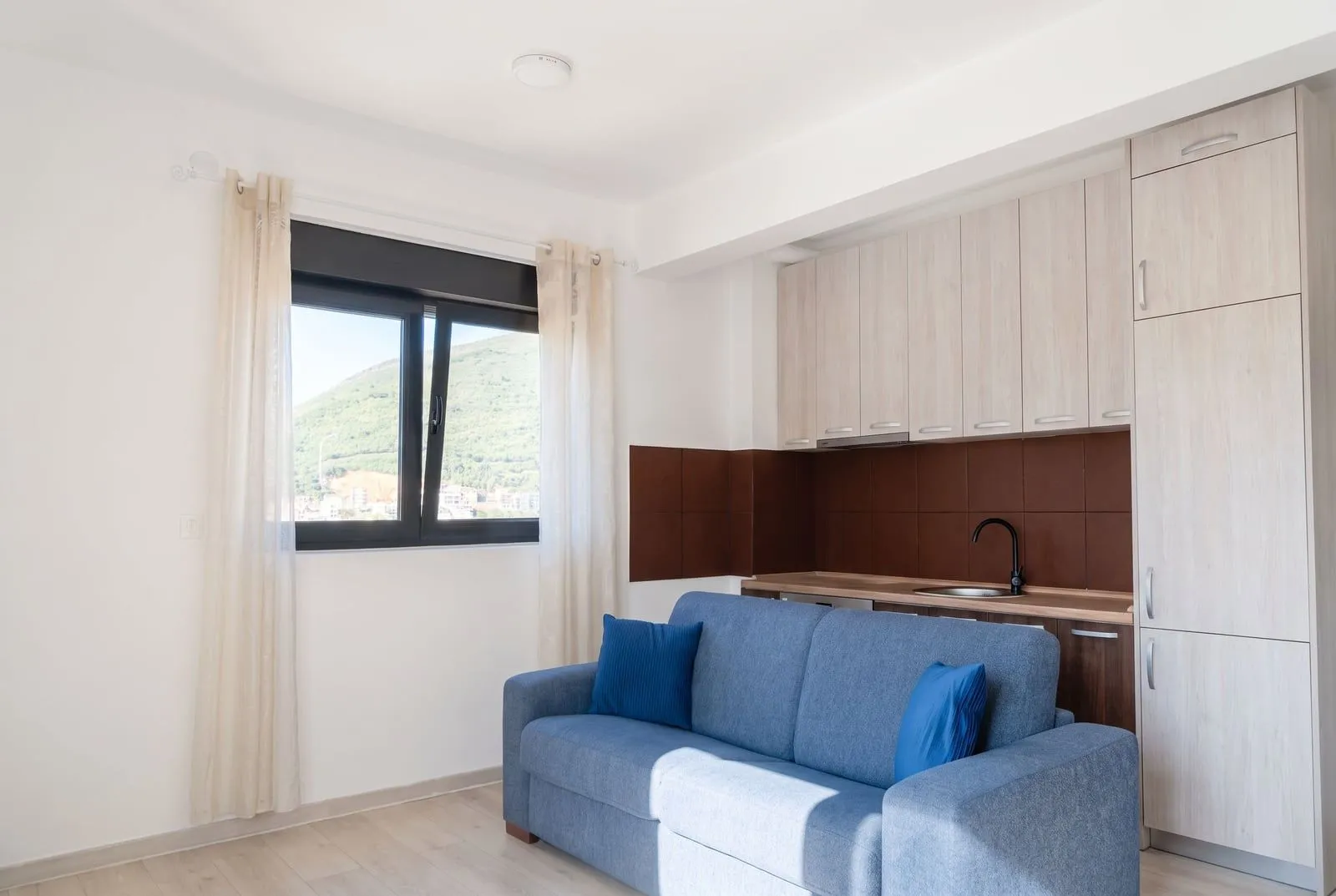 Rent, two bedroom apartment, 41m², Budva, Crna Gora