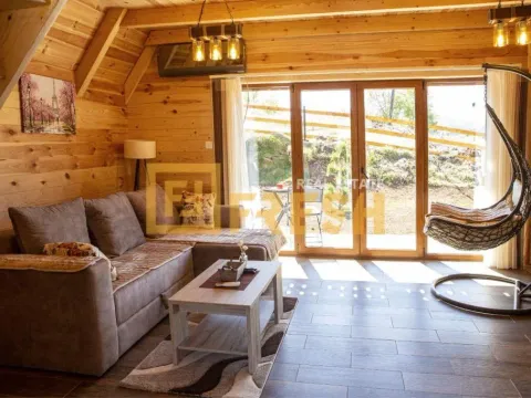 Prodaja, kuća, 225m², Žabljak, Crna Gora - image 2