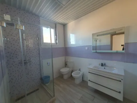 Sale, four bedroom apartment, 201m², Dobre Vode, Bar - image 7