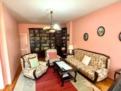 Prodaja, trosoban stan, 100m², Pejton, Podgorica - image 3