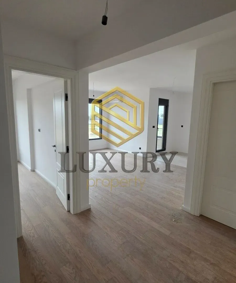 Prodaja, dvosoban stan, 84m², Donja Gorica, Podgorica
