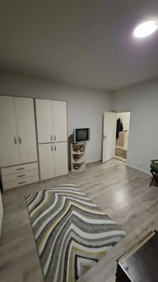 Prodaja, dvosoban stan, 70m², Kej, Novi Sad Sve Podlokacije