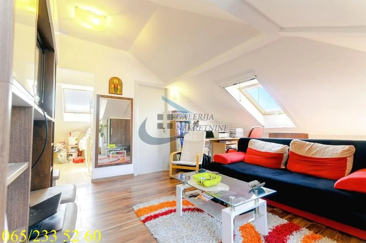 Prodaja, dvosoban stan, 40m², Južni Bulevar, Vračar Sve Podlokacije