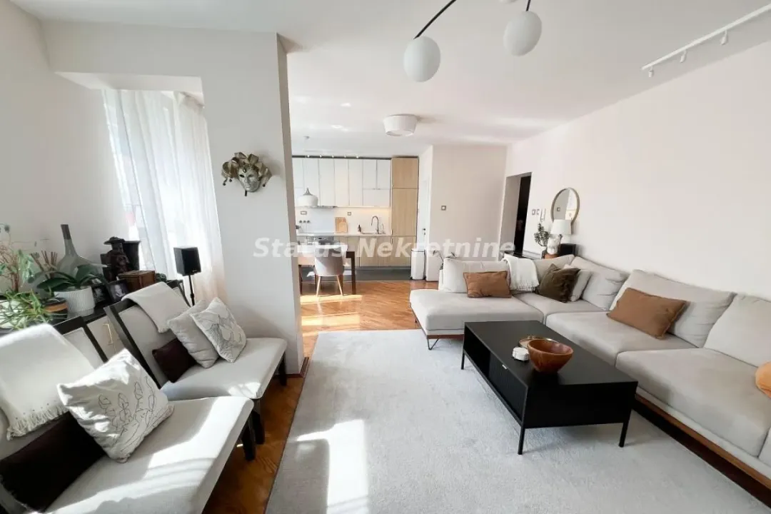Sale, four bedroom apartment, 102m², Cara Dušana, Novi Sad Sve Podlokacije