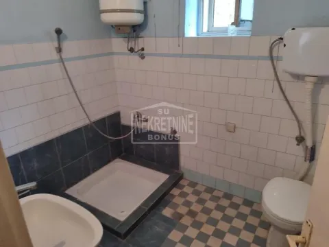 Sale, house, 105m², Železničko Naselje, Subotica - image 7