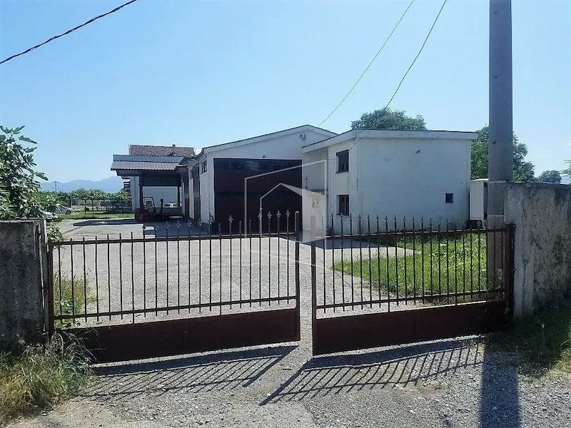 Rent, office space, 262m², Zeta, Podgorica