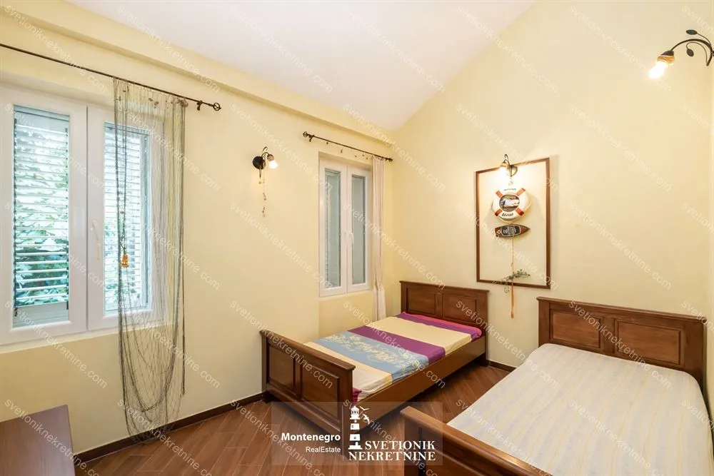 Prodaja, trosoban stan, 106m², Centar, Herceg Novi