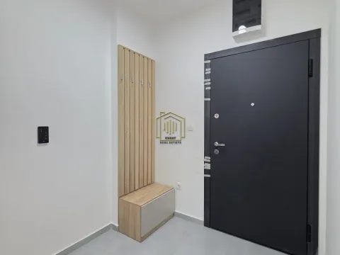 Izdavanje, jednosoban stan, 45m², Stari Aerodrom, Podgorica - image 9